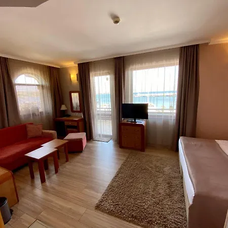 Family Saint Nikola And Free Parking Hotel