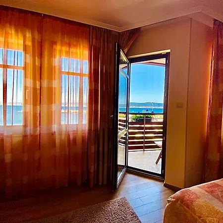 Family Saint Nikola Hotel 3*