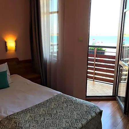 Family Saint Nikola Hotel 3*