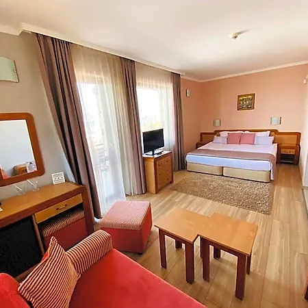 Hotel Family Saint Nikola 3*