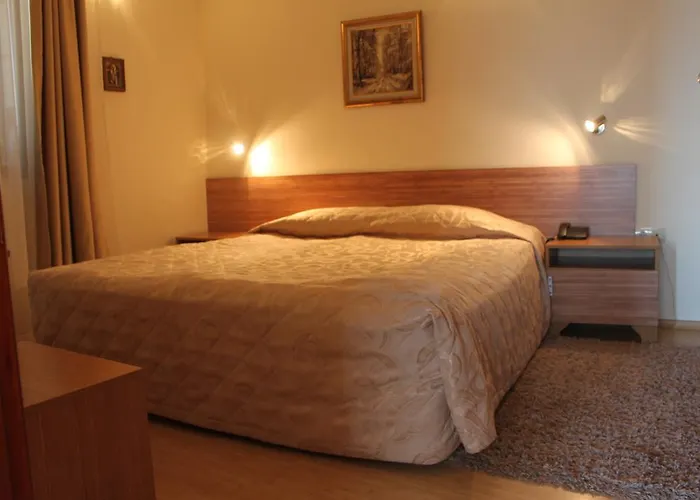 Family Saint Nikola Nesebar